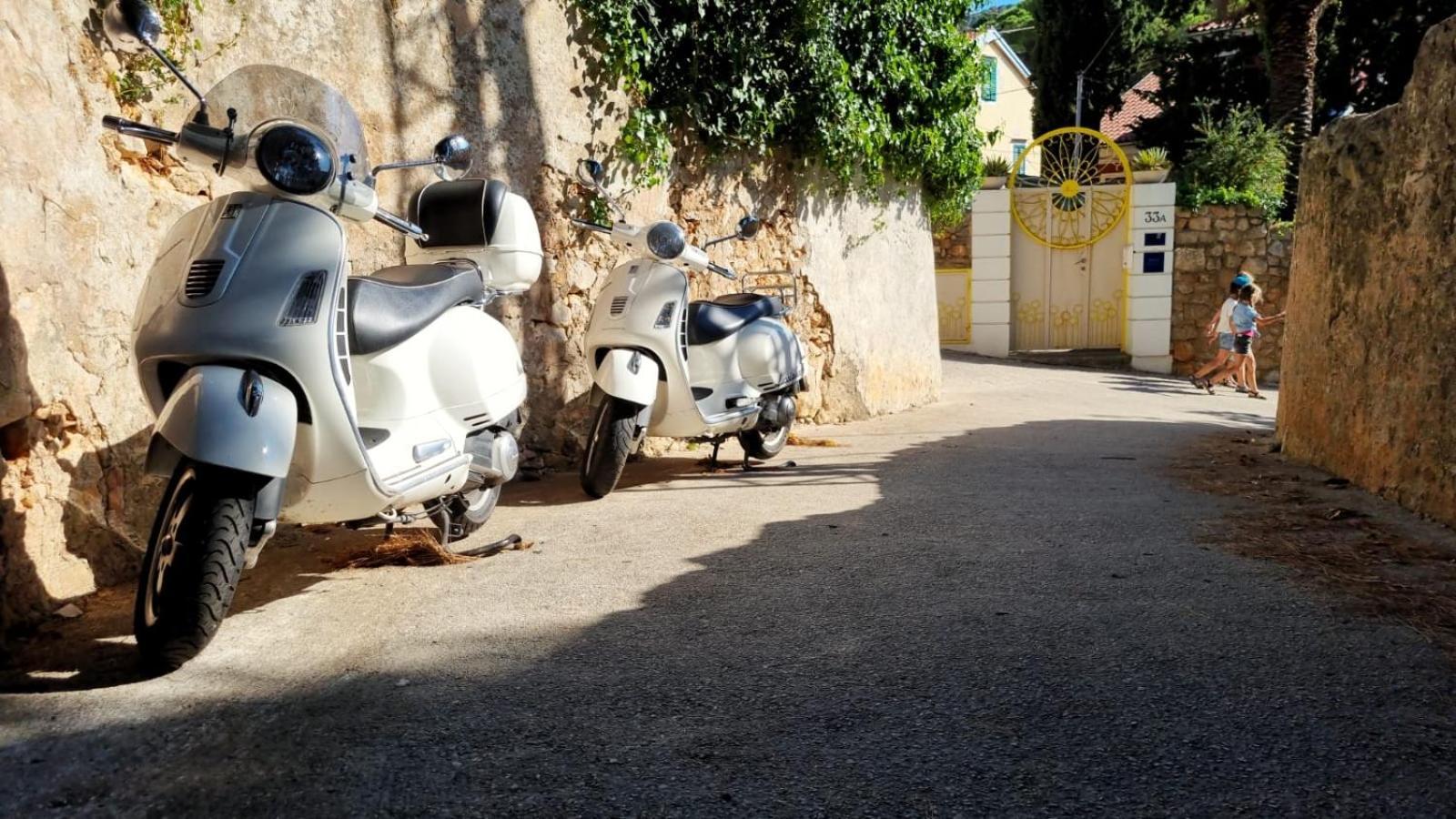 Apartments Veli Lošinj Екстериор снимка