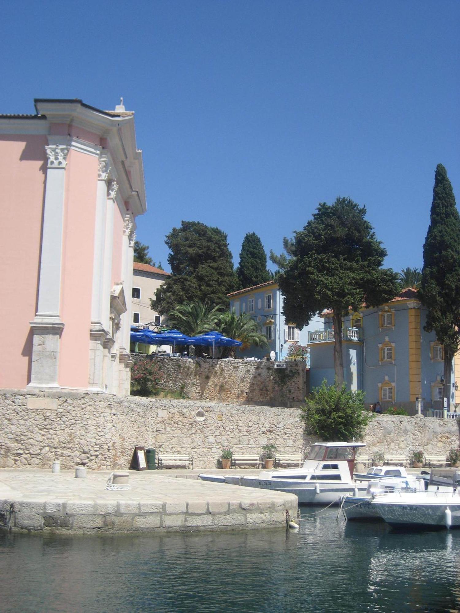 Apartments Veli Lošinj Екстериор снимка